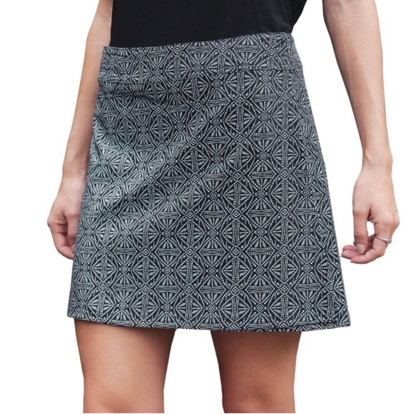 RipSkirt Hawaii Black Pearl Batik Wrap Skirt - Picture 1 of 13